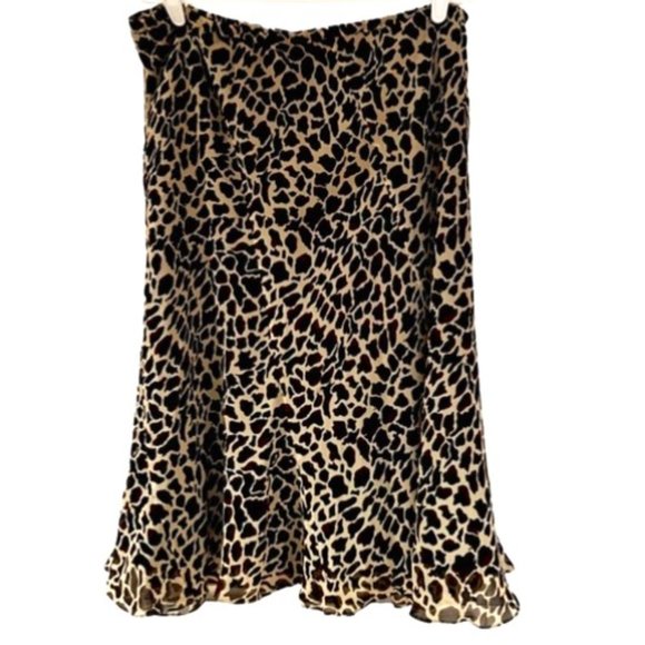 Jones New York Dresses & Skirts - Jones New York Silk Animal Print Skirt 💕
